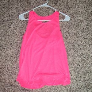 Workout tank top
